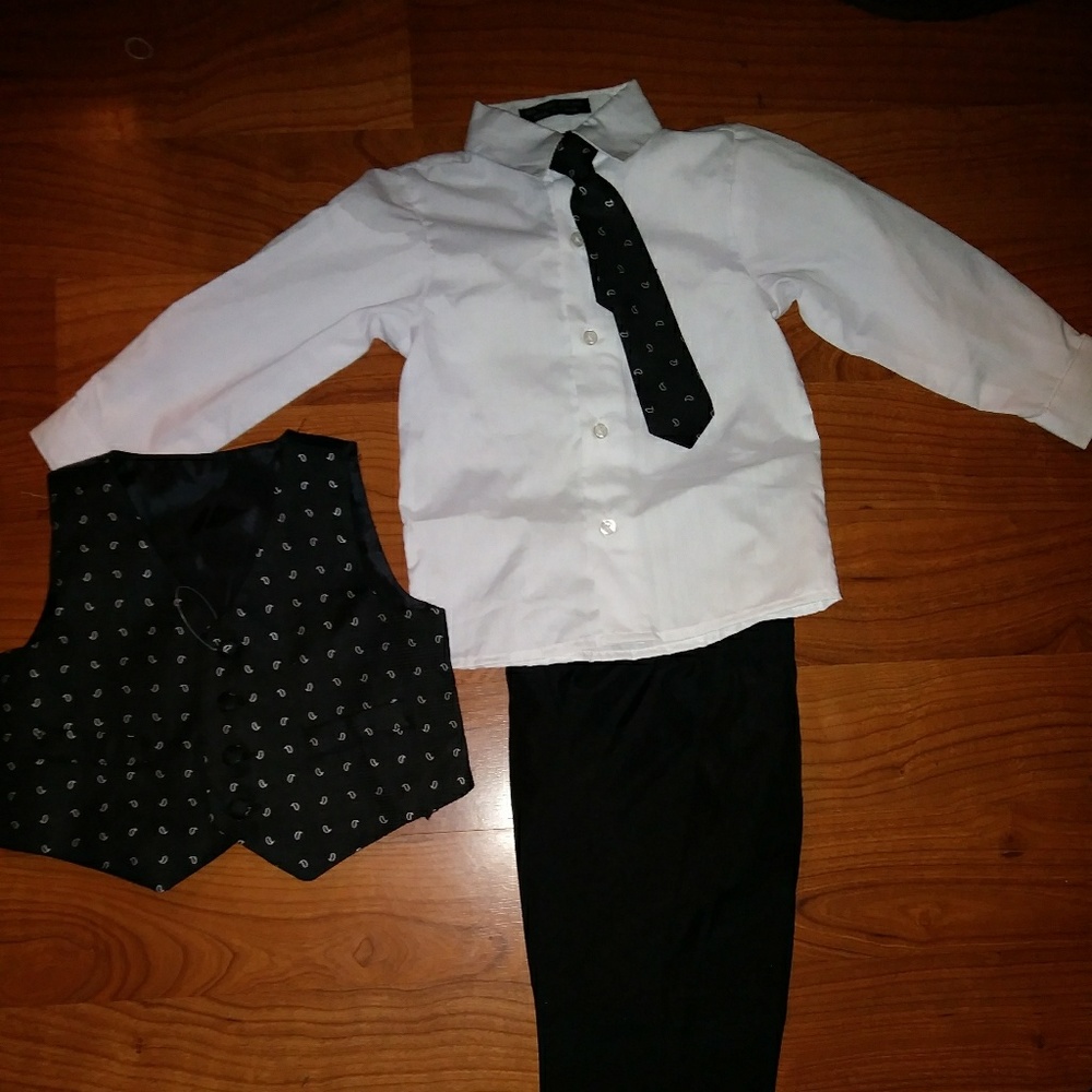 Andrew Fezza 12 Months 3 piece outfit